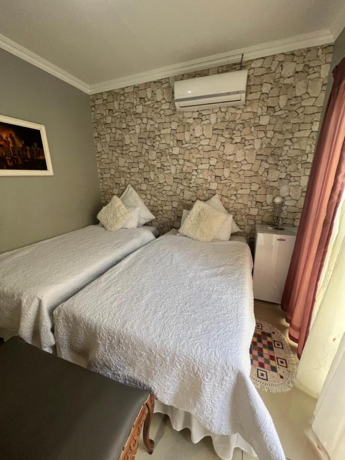 Oteng Lifestyle Bnb Bed & Breakfast Rustenburg Bagian luar foto